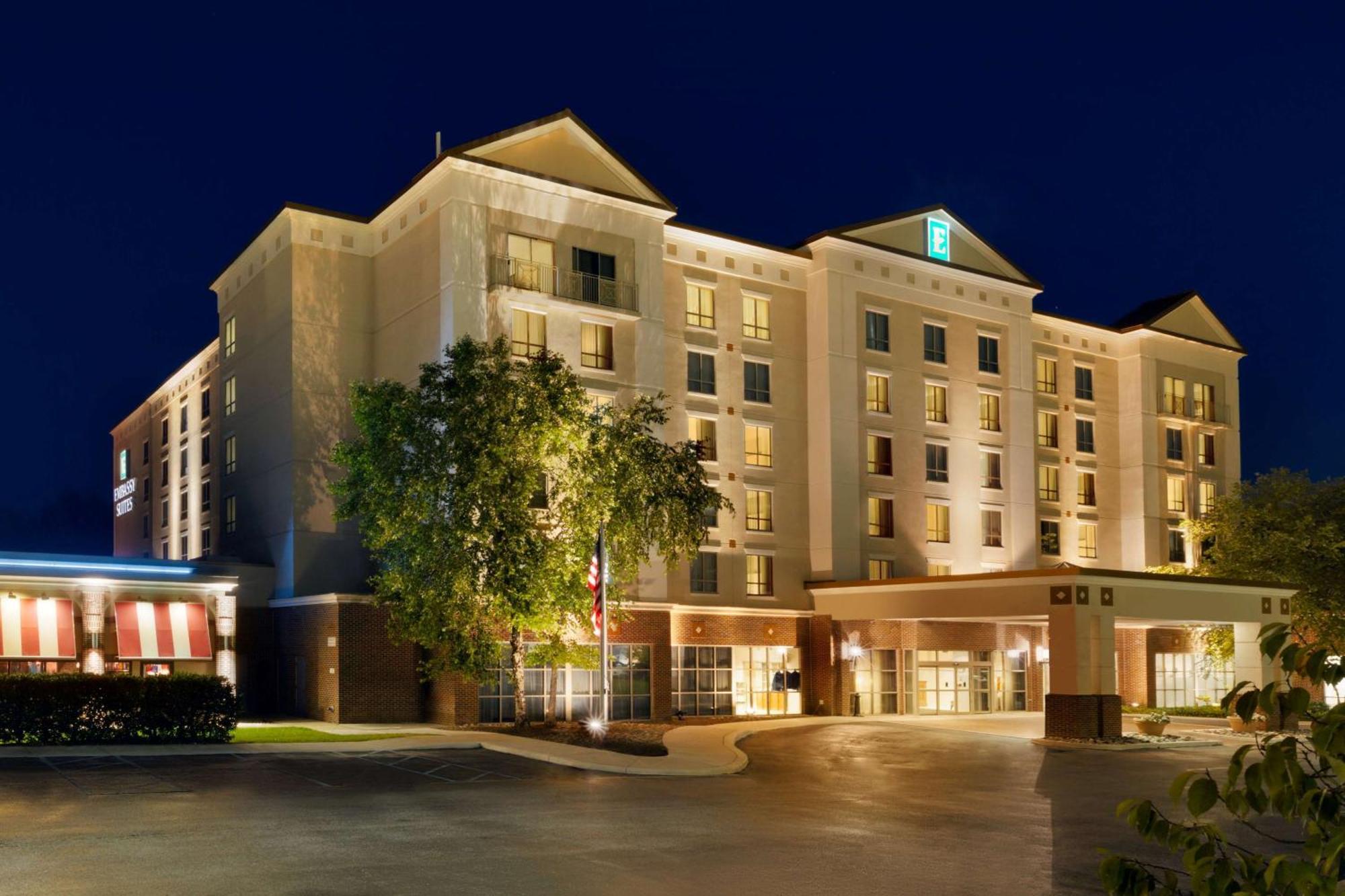 Embassy Suites Newark - Wilmington/South Екстер'єр фото