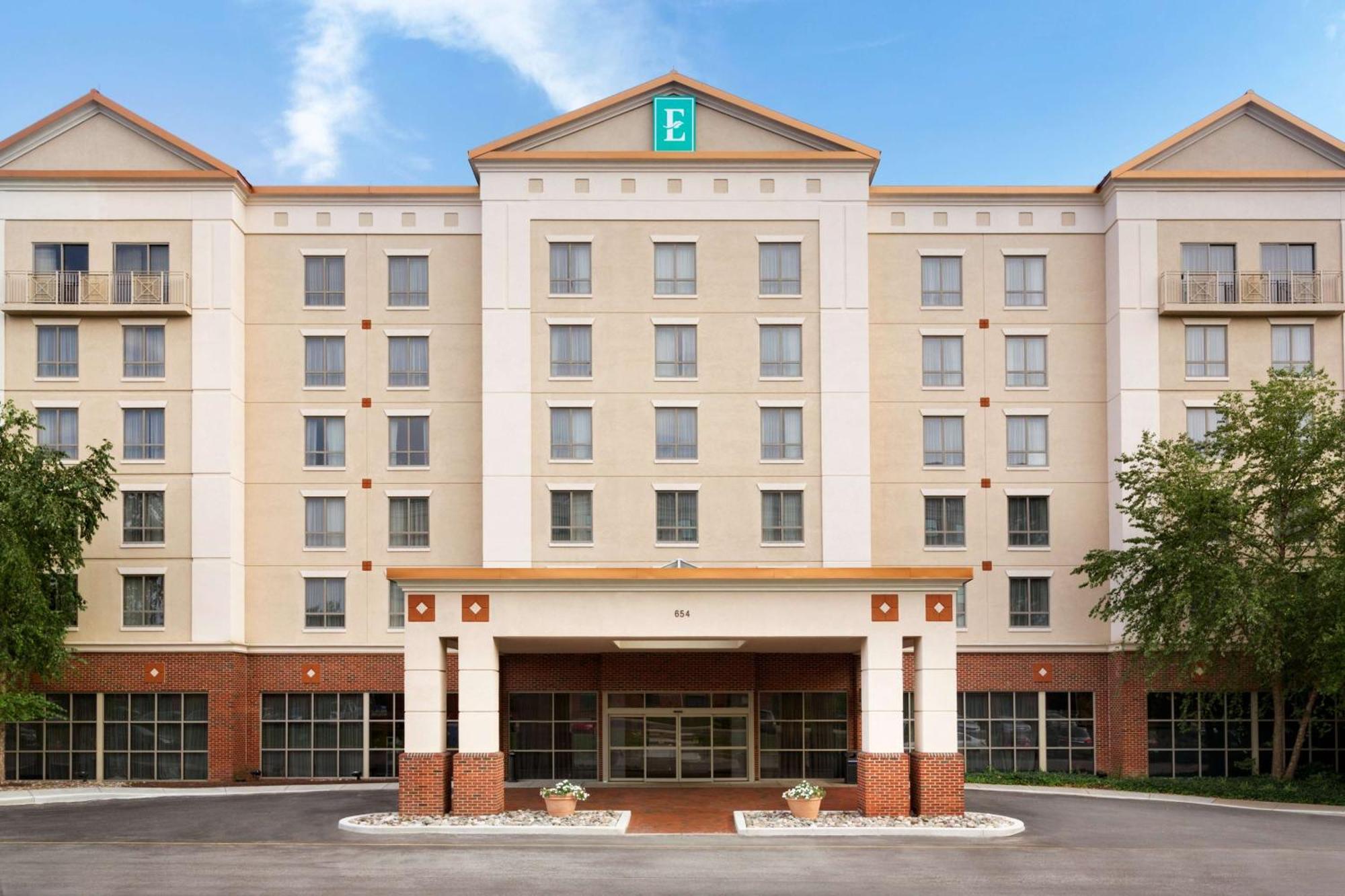 Embassy Suites Newark - Wilmington/South Екстер'єр фото