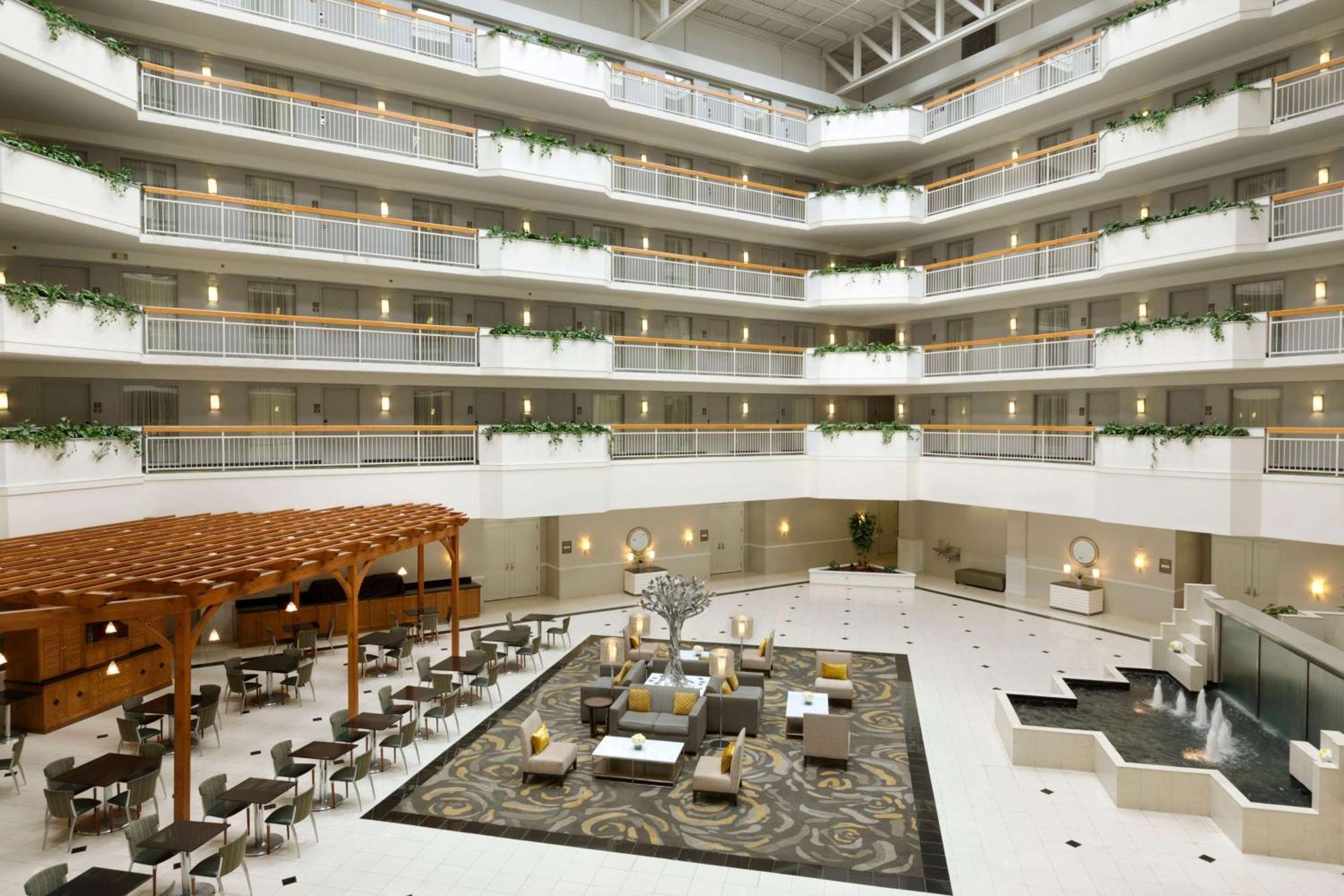 Embassy Suites Newark - Wilmington/South Екстер'єр фото