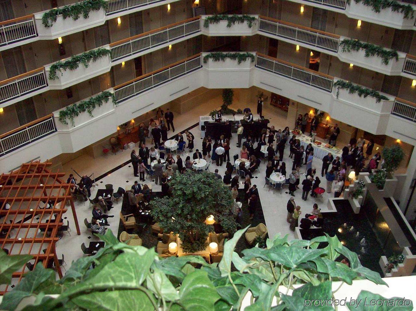 Embassy Suites Newark - Wilmington/South Екстер'єр фото