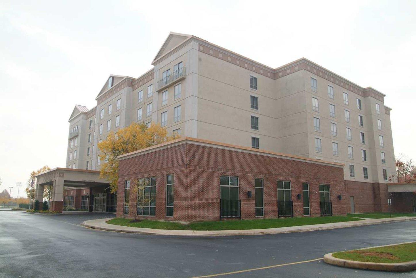 Embassy Suites Newark - Wilmington/South Екстер'єр фото
